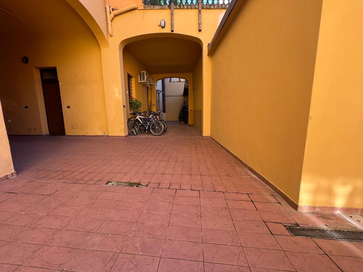 Housmart Senzanome 9/3 Apartment Bologna Exterior foto